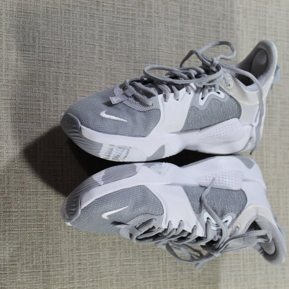 NWOT Nike Air Paul George Size 7.5 White and Wolf Grey Athletic Sneakers - Picture 3 of 6